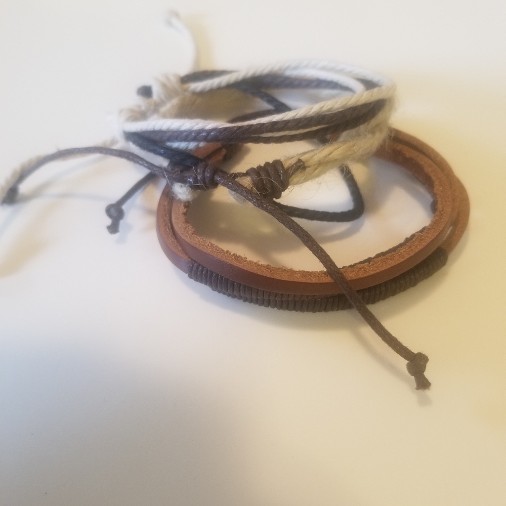 Bracelets - Picture 6 of 6